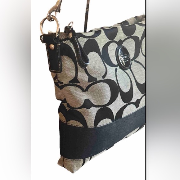 Coach Black/Gray Monogram Sling Crossbody Shoulder Bag Authentic Good Condition - Picture 4 of 10